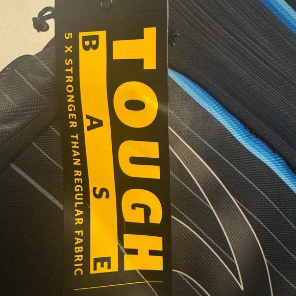 BRAND NEW Rip Curl Black and Blue Men's cooler Backpack - Picture 11 of 11